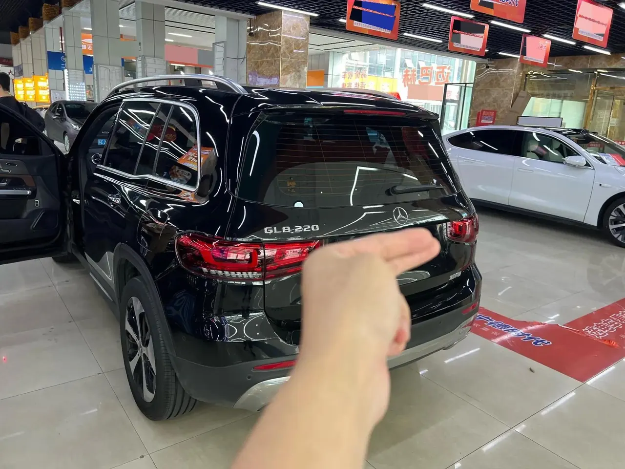 Mercedes Benz GLB 2023 GLB 220 Fashion 6