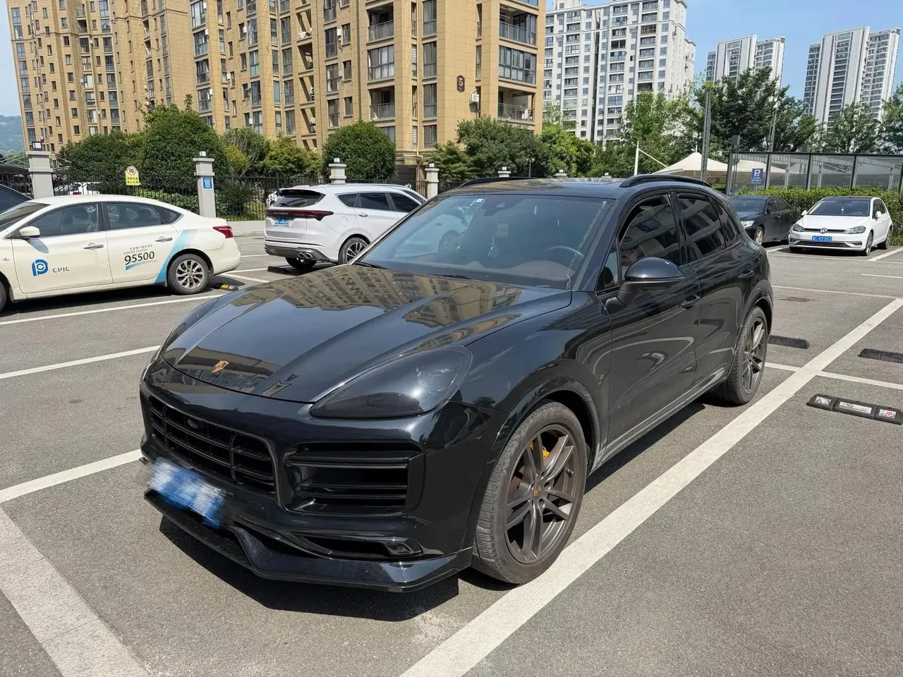 2019 Cayenne 3.0T - View 1
