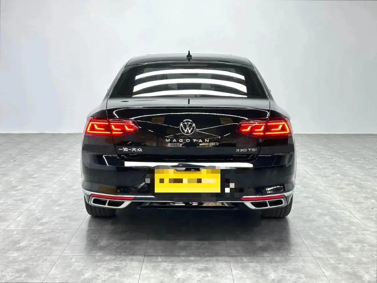 Volkswagen 2025 Magotan 2.0TSI 330TSI 2 million luxury automatic gear 2