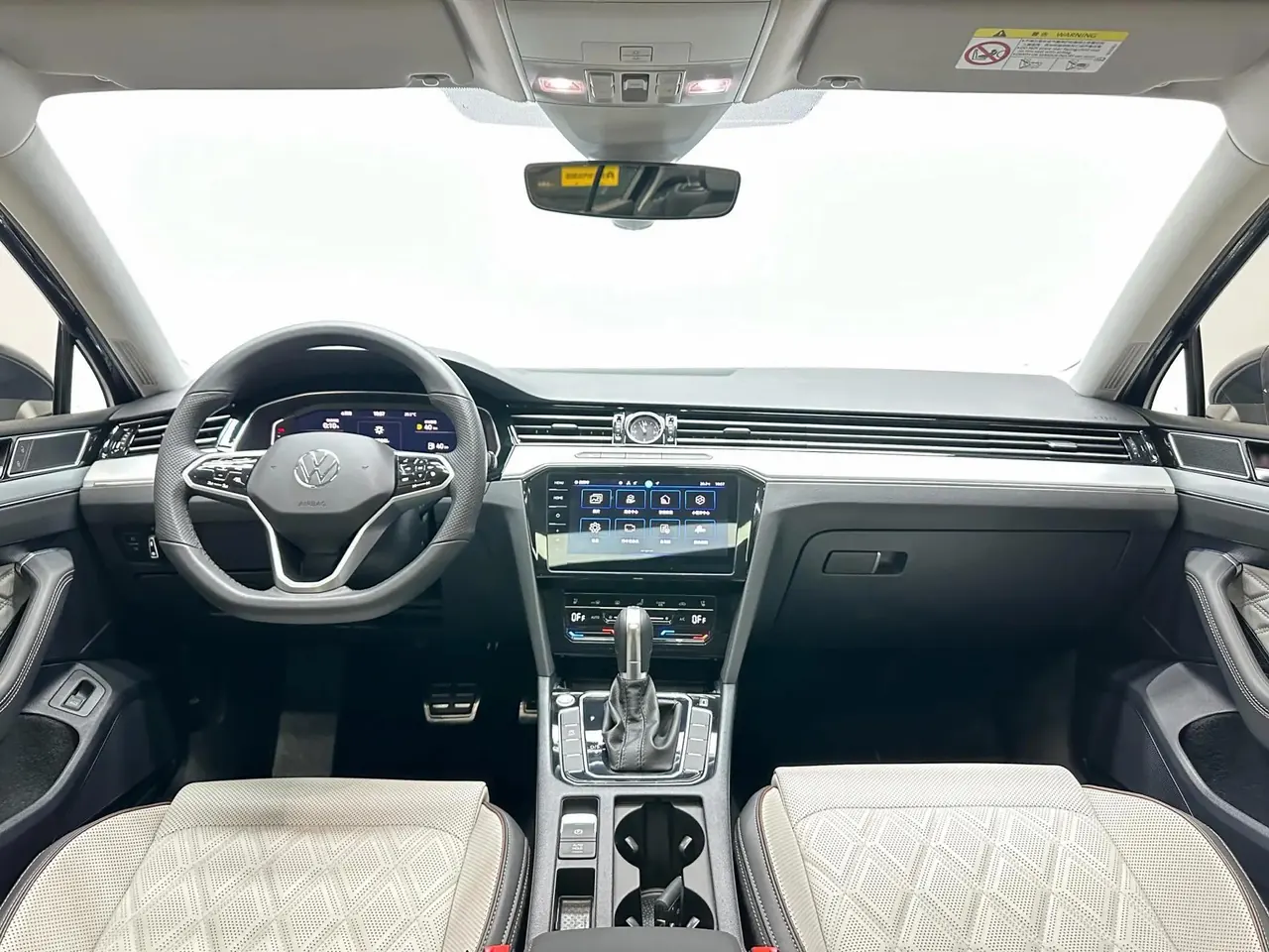 Volkswagen 2025 Magotan 2.0TSI 330TSI 2 million luxury automatic gear 5