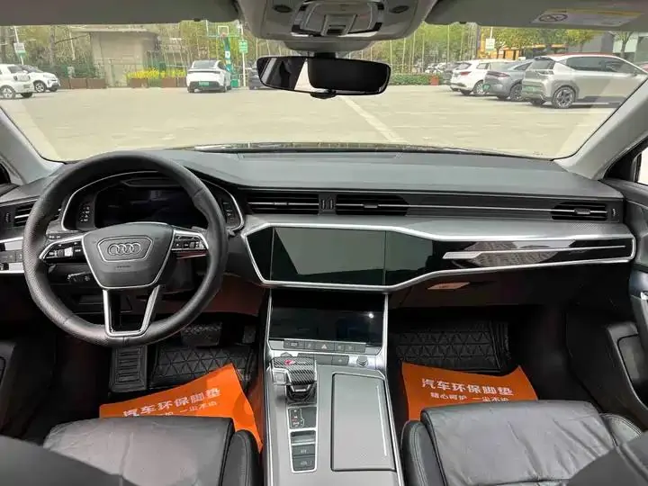 Audi A6L 2021 40 TFSI Deluxe Elegant 10