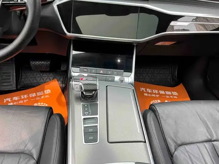 Audi A6L 2021 40 TFSI Deluxe Elegant 9