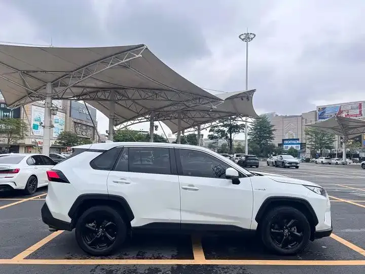 RAV4 RongFang 2020 Dual Engine 2.5L E-CVT Four-wheel Drive Elite PLUS Edition 7