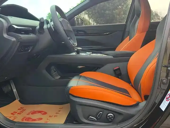 ChangAn UNI-V 2024 1.5T Premium 4