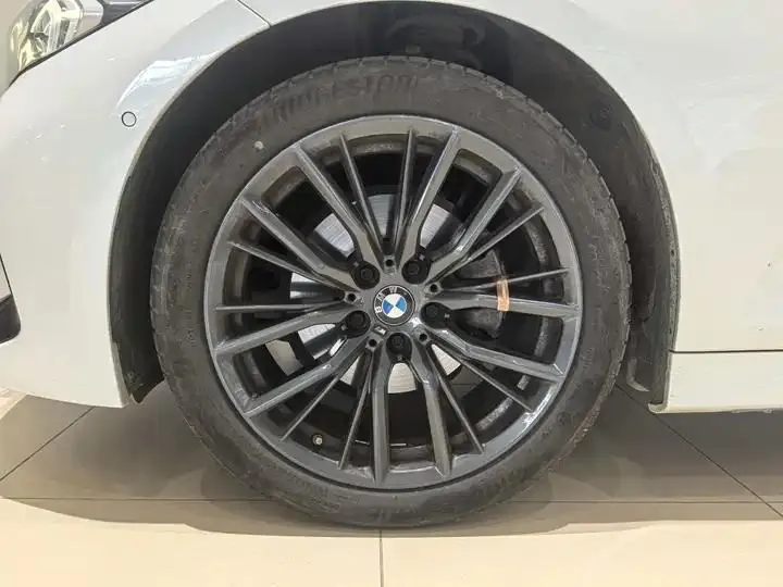 BMW 3 Series 2023 325i M Sports Night Suit 4