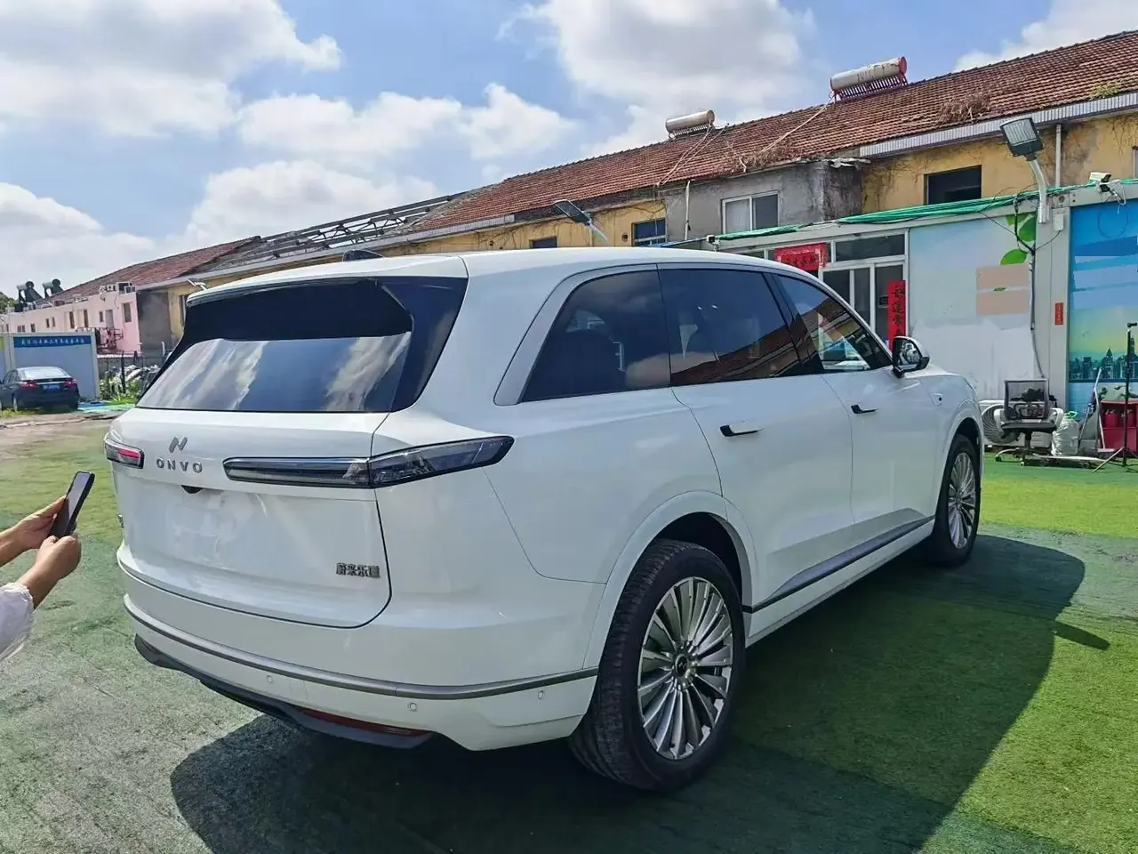 ONVO 2025 L90 Ultra Seven-seat Automatic Gear 5