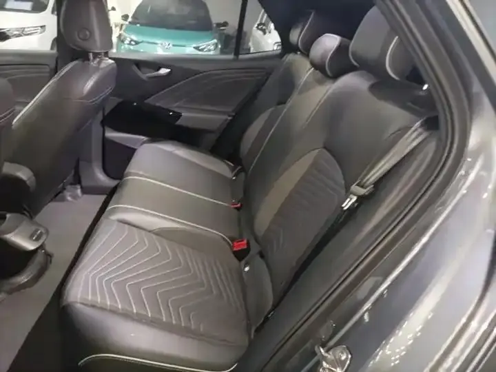 Volkswagen ID. 3 2024 models outstanding edition 17