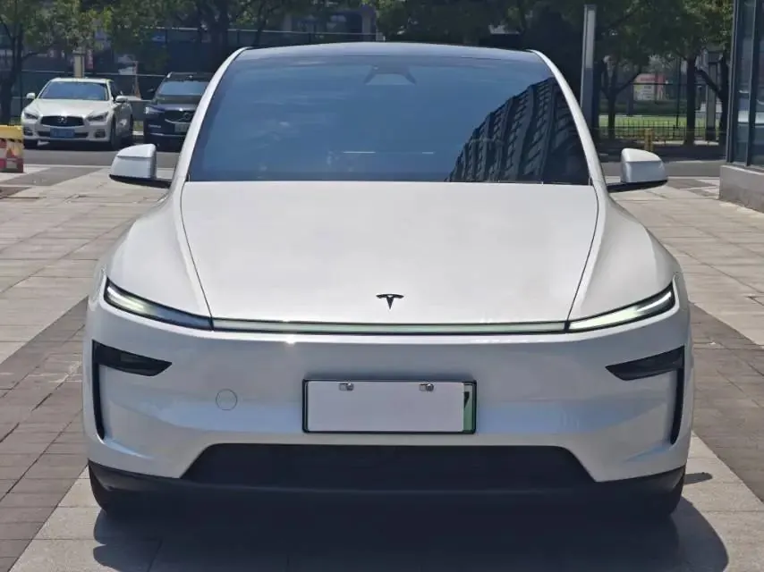 Tesla 2026 Model Y long endurance rear wheel drive version automatic transmission 2