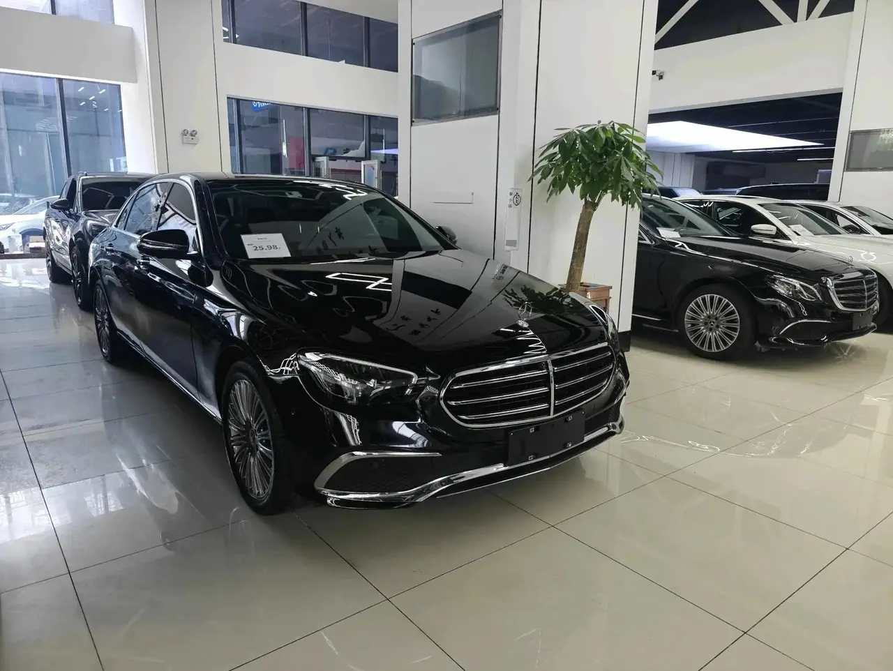 Mercedes Benz E-Class 2021 E 300 L Fashion 2