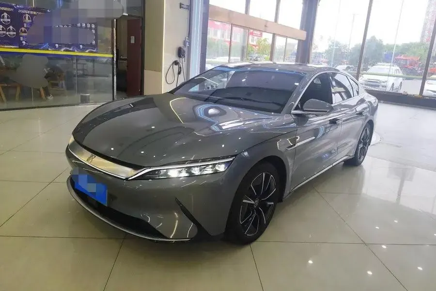 Han 2020 EV four-wheel drive high-performance flagship - View 1
