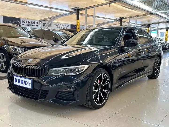 BMW 3 Series 2022 model facelift 325Li M Sport Package - View 1