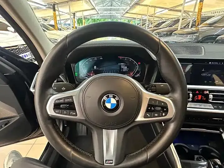 BMW 3 Series 2022 model facelift 325Li M Sport Package 11