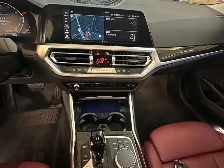 BMW 3 Series 2022 model facelift 325Li M Sport Package 14