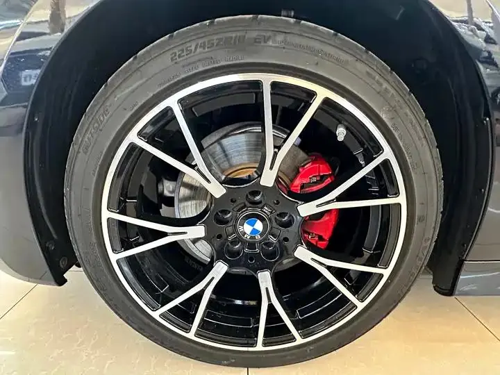BMW 3 Series 2022 model facelift 325Li M Sport Package 15