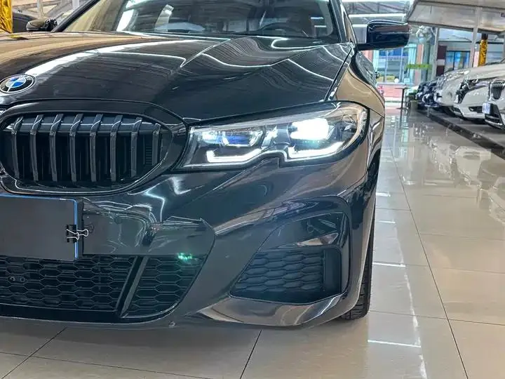 BMW 3 Series 2022 model facelift 325Li M Sport Package 18