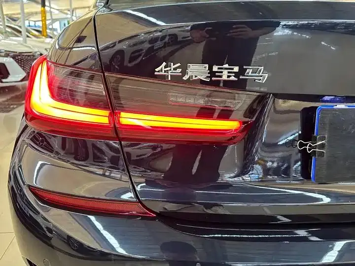 BMW 3 Series 2022 model facelift 325Li M Sport Package 20