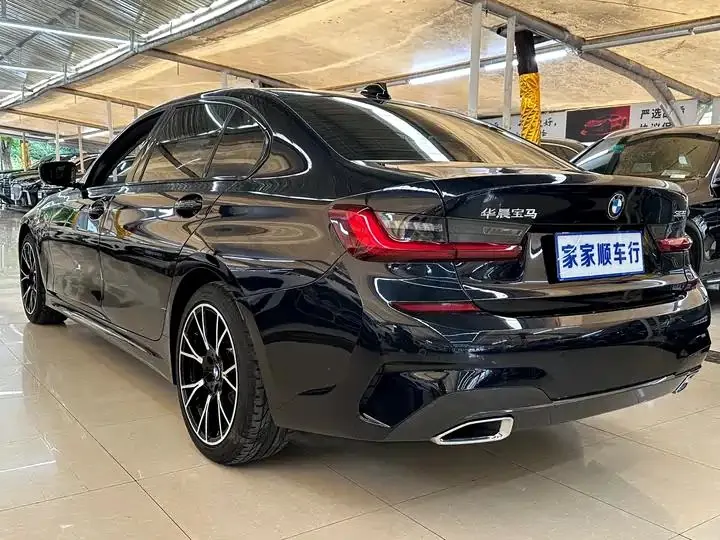 BMW 3 Series 2022 model facelift 325Li M Sport Package 6