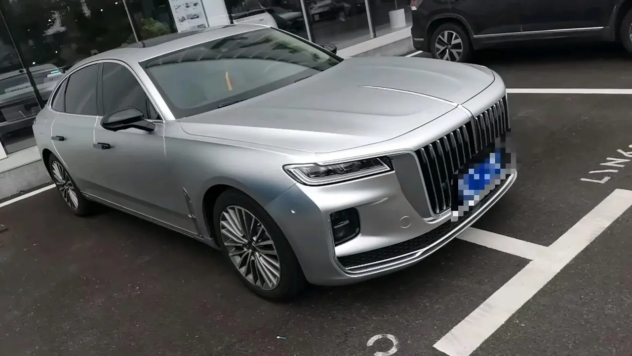 HongQi H9 2020 model 2.0T Intelligent Connected Flag-Charm Edition 2
