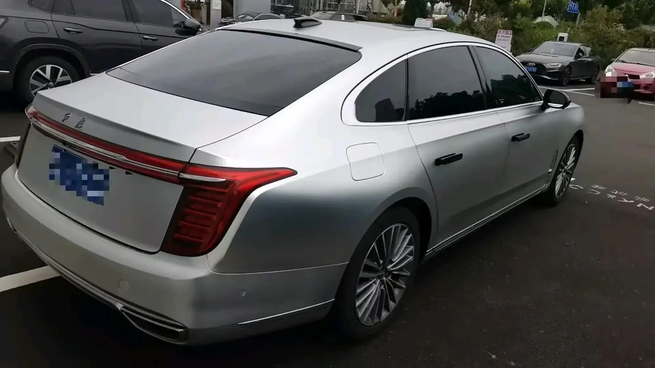 HongQi H9 2020 model 2.0T Intelligent Connected Flag-Charm Edition 5