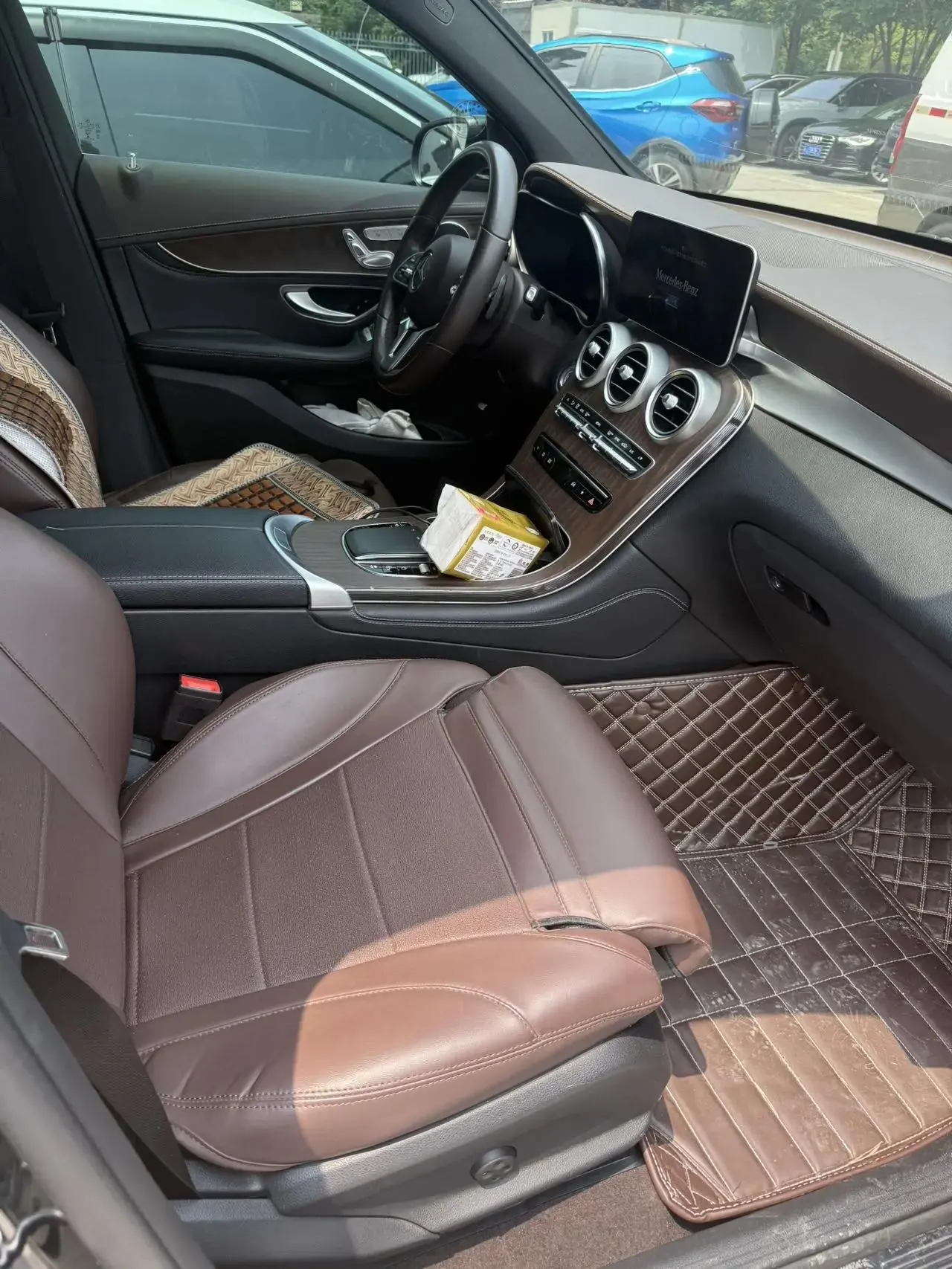 Mercedes Benz GLC 2020 model facelifted GLC 260 L 4MATIC Luxury Edition 2