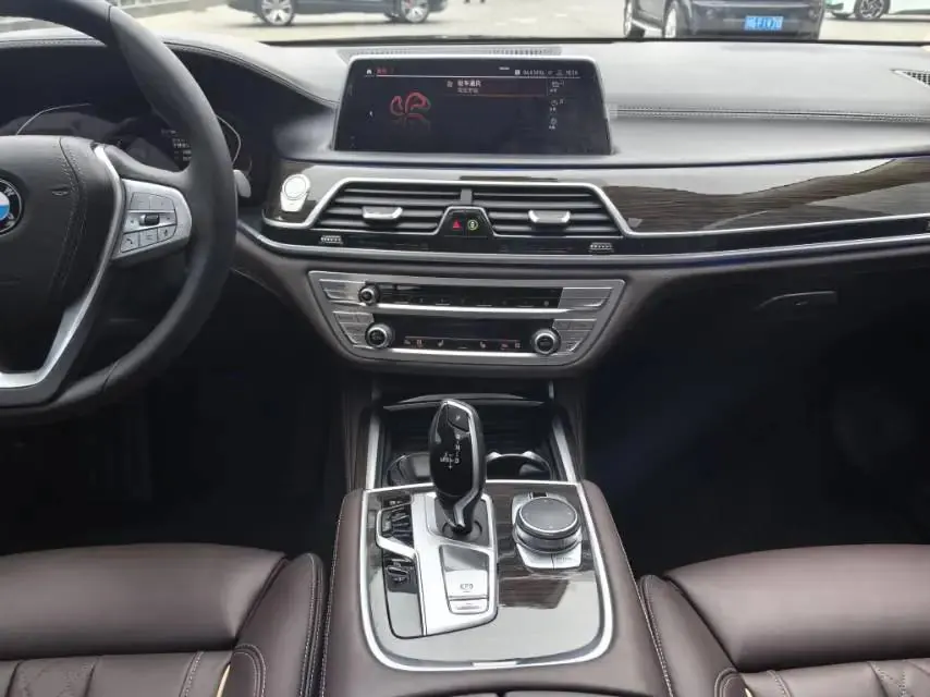 BMW 7 Series 2019 Modified 730Li Deluxe Suit 5