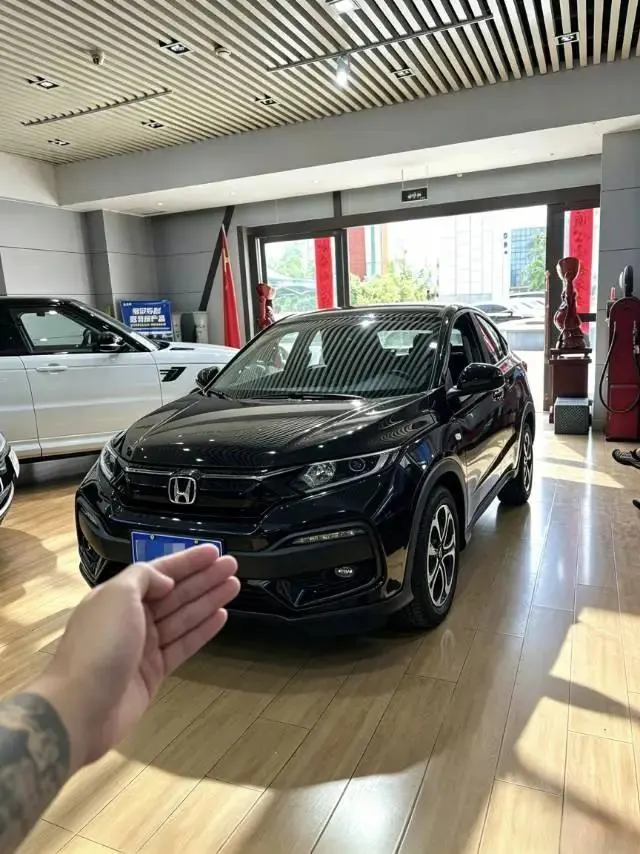 Open image lightbox: Honda XR-V 2022 1.5L CVT Obsidian Edition