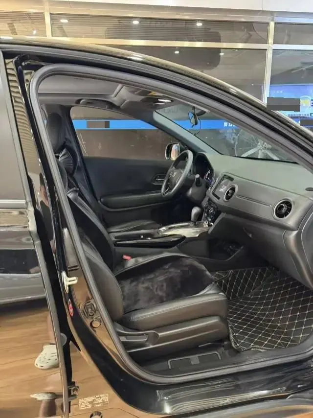 Honda XR-V 2022 1.5L CVT Obsidian Edition 3