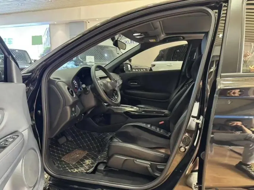 Honda XR-V 2022 1.5L CVT Obsidian Edition 5
