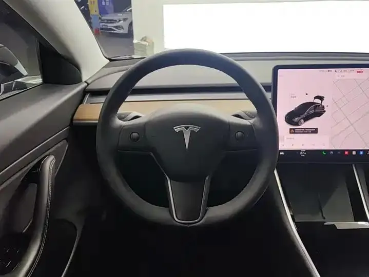 2020 Model 3 Standard Range Rear-Wheel Drive Upgrade Version 15