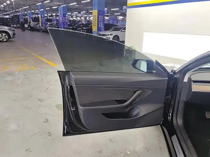 2020 Model 3 Standard Range Rear-Wheel Drive Upgrade Version 7
