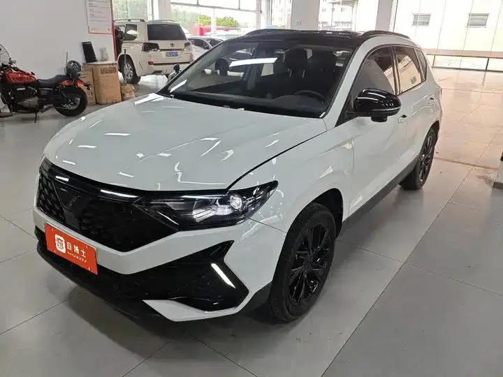 Jetta VS5 2022 model 280TSI automatic High-Gloss Enjoyment trim - View 1