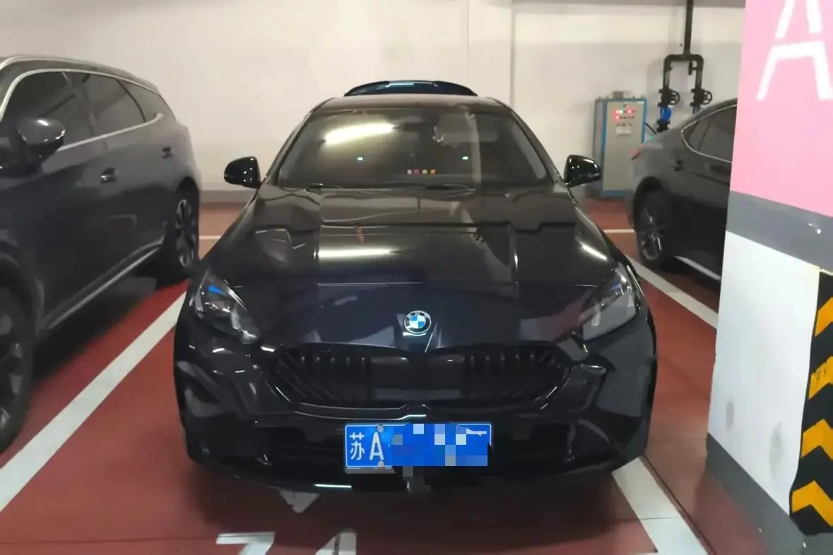 BMW 2 Series 2025 225L M Sports Night Suit 2