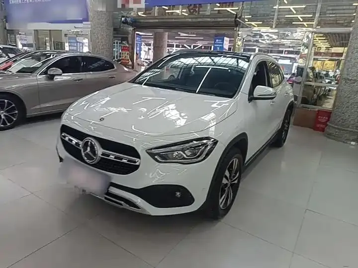 Mercedes Benz GLA 2020 model GLA 200 - View 1