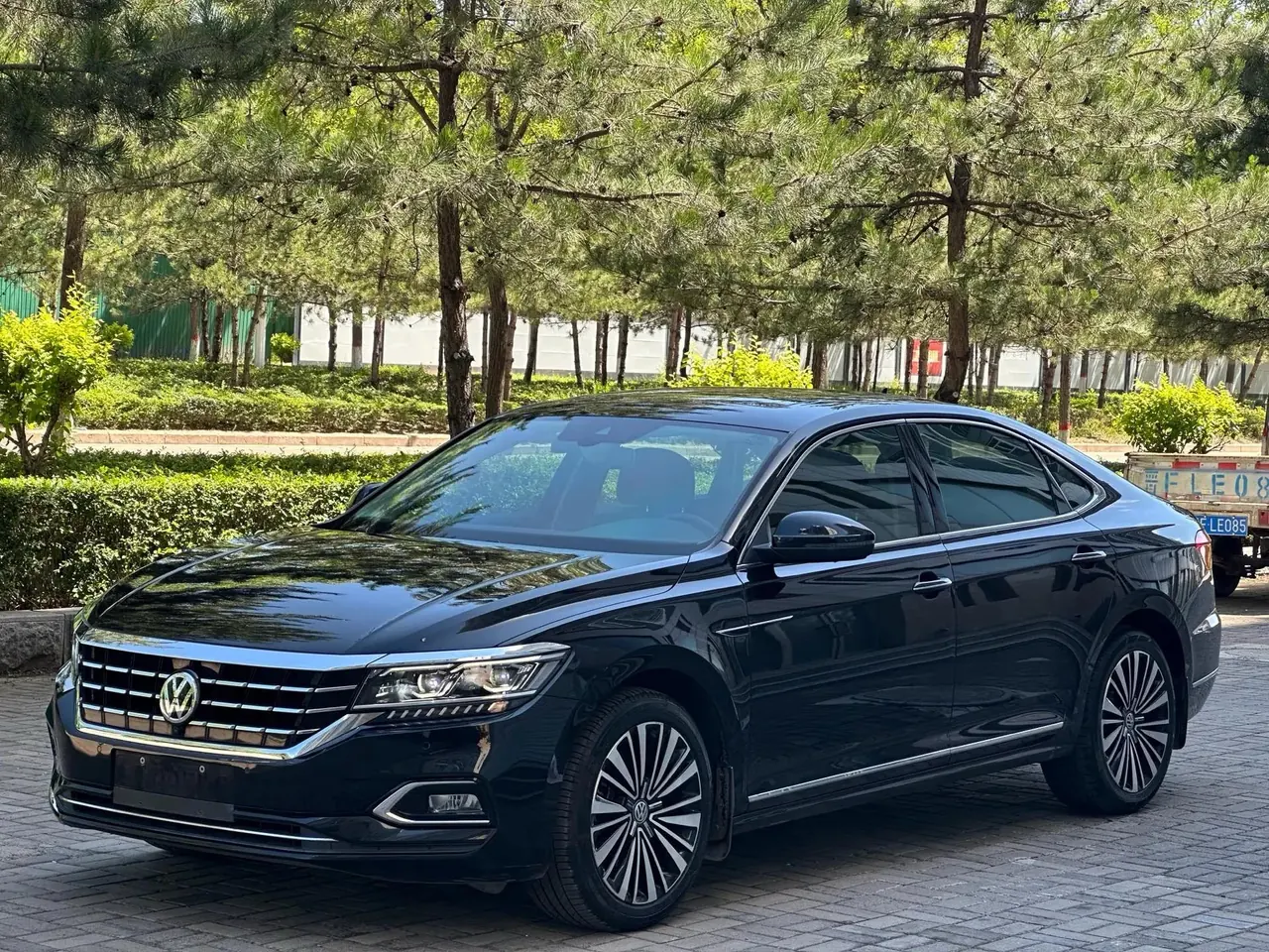 Passat 2019 380TSI Distinguished Edition Country VI - View 1