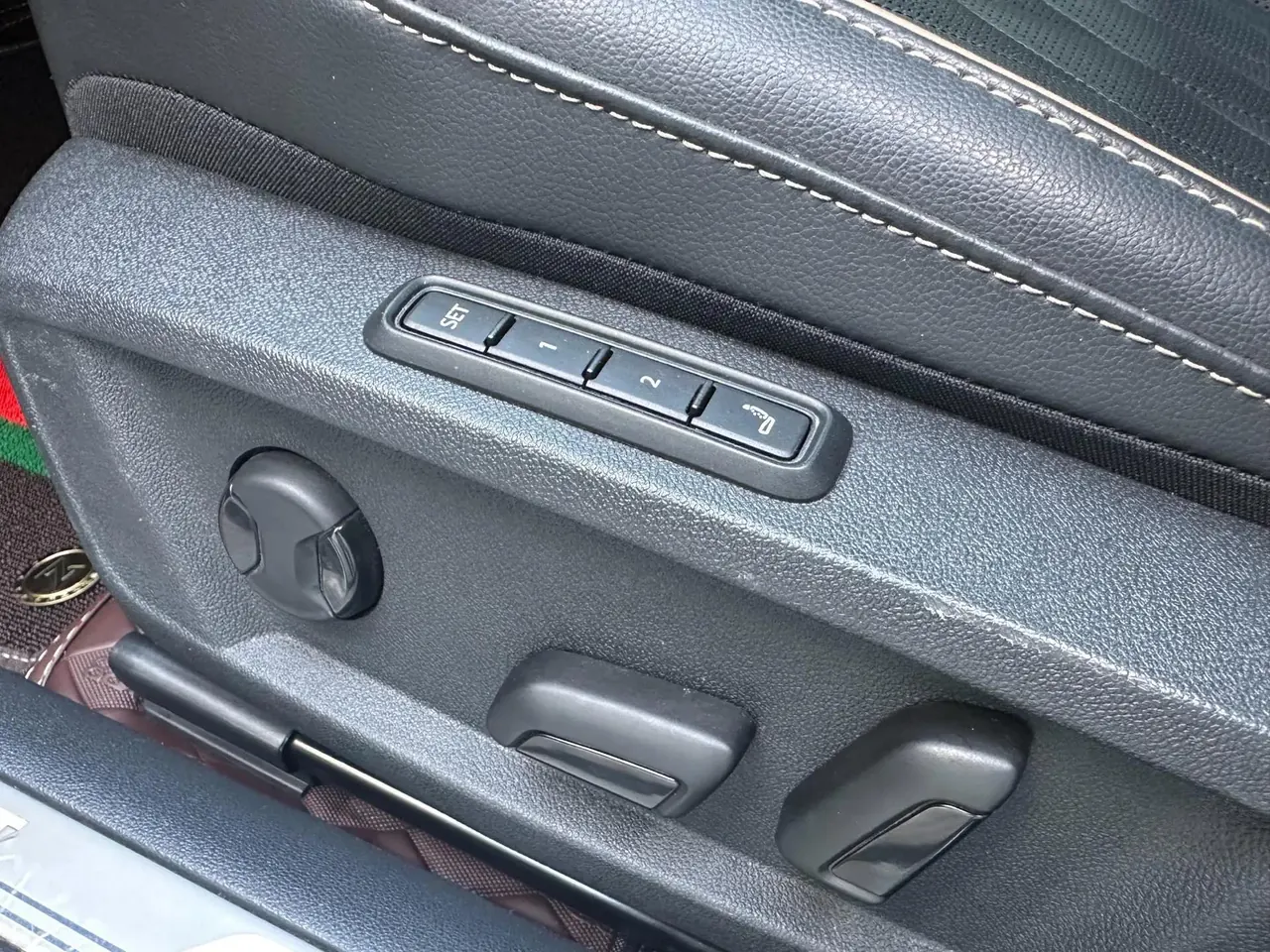 Passat 2019 380TSI Distinguished Edition Country VI 7