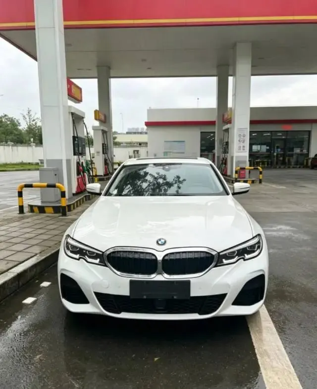 BMW 3 Series 2021 model, facelifted, 325Li M Sport Package 2