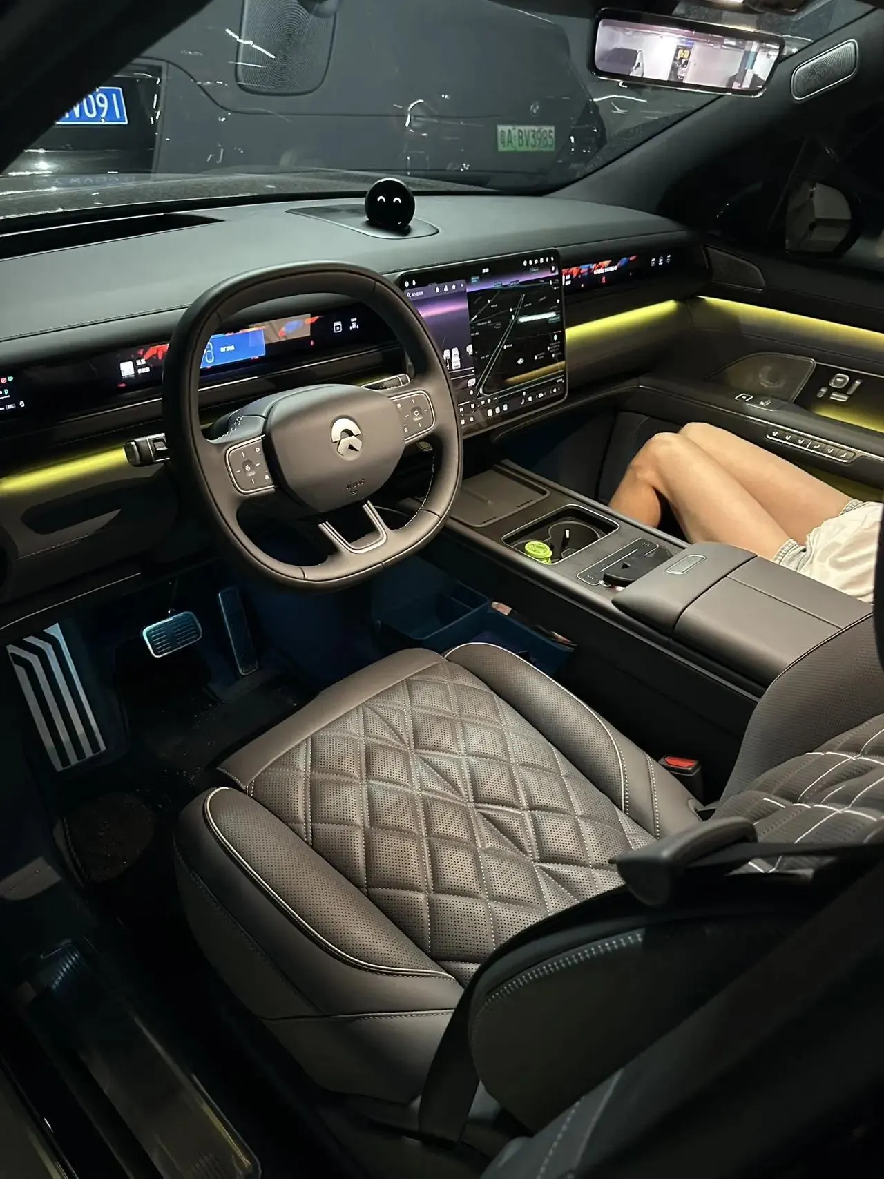 NIO 2026 ES8 6-seat executive signature version automatic gear 4