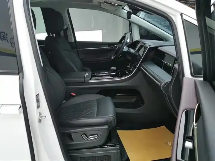 GAC Trumpchi M8 2024 Master Series 400T Supreme Edition 8