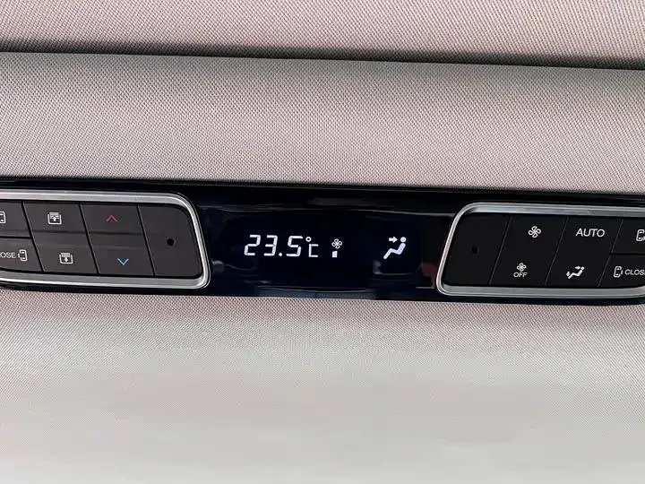 GAC Trumpchi M8 2024 Master Series 400T Supreme Edition 15