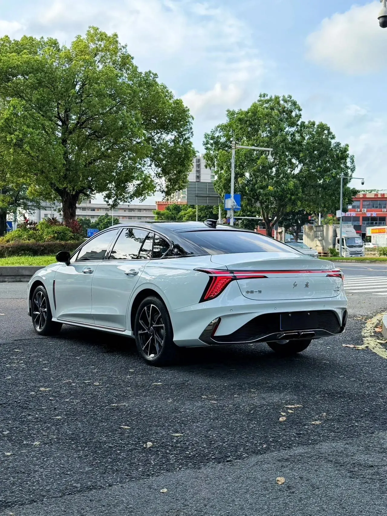 HongQi H6 2024 2.0T to the United States Edition 4
