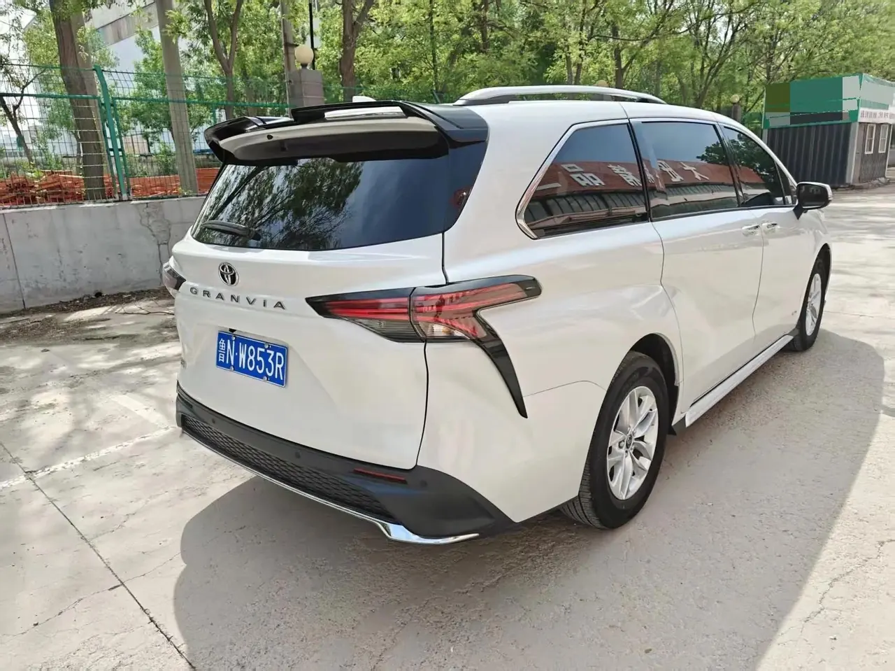 Toyota 2024 Sienna HYBRID 2.5 CVT Comfort Edition Automatic 6