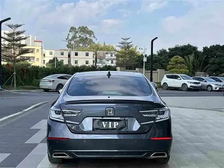 Accord 2022 260TURBO Magic Night Premium Edition 8