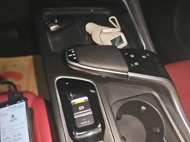 ChangAn UNI-T 2020 1.5T Prestige Model 14