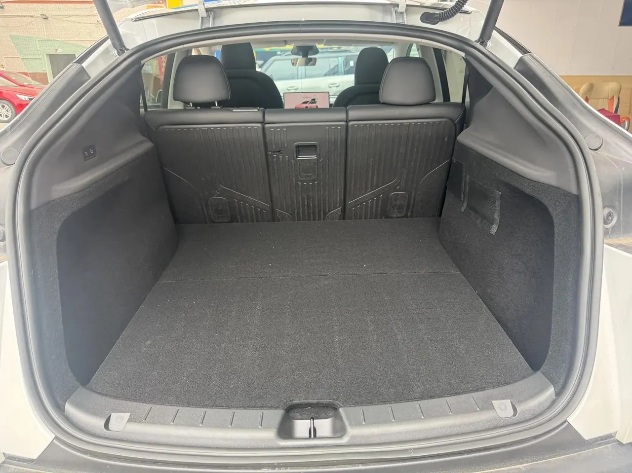 Tesla 2026 Model Y long endurance rear wheel drive version automatic transmission 11