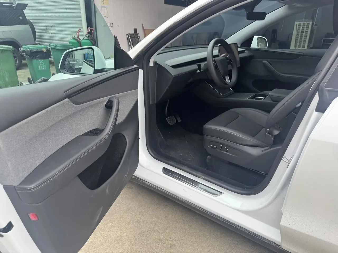 Tesla 2026 Model Y long endurance rear wheel drive version automatic transmission 6
