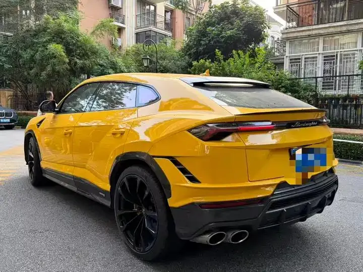 Urus 2023 Model 4.0T V8 S 5