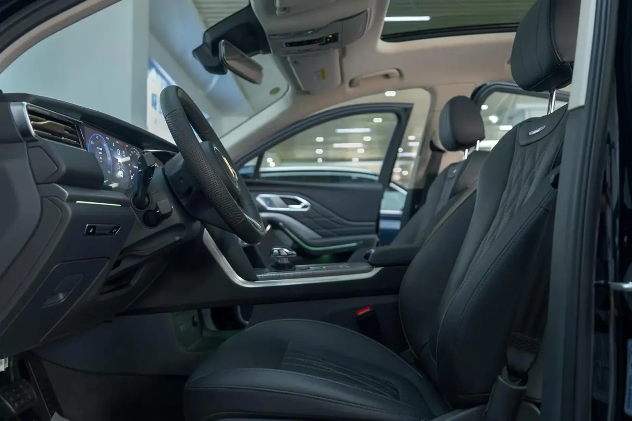 HongQi HS7 PHEV 2024 Basic 7-seat 11