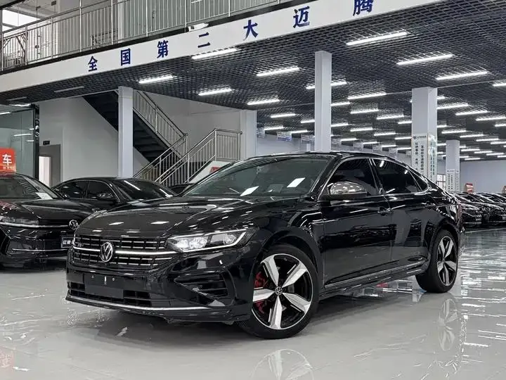 Passat 2022 330TSI Deluxe Edition - View 1