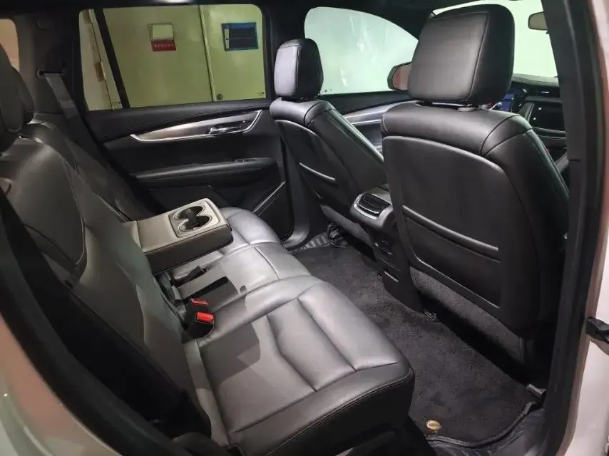Cadillac XT6 2021 28T Seven-seat Fashion Model 9