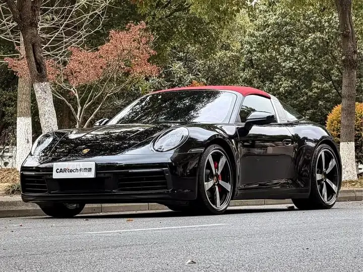 Porsche 911 2022 Targa 4 3.0T - View 1